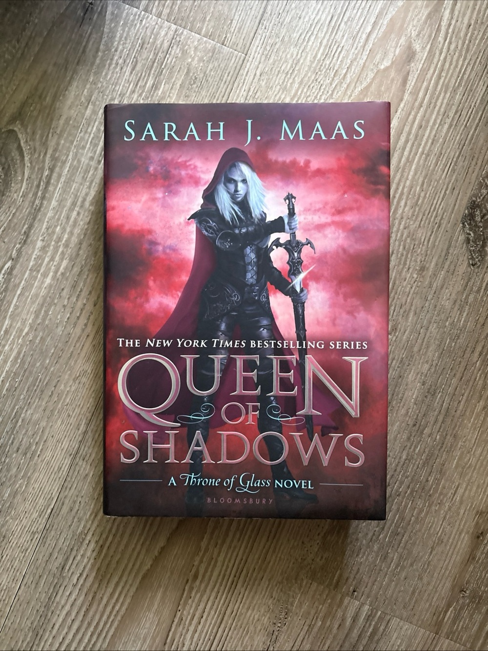 SIGNED Queen of Shadows by Sarah J Maas Hardcover Throne of Glass TOG